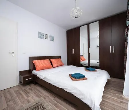 Ava Lounge Apartment