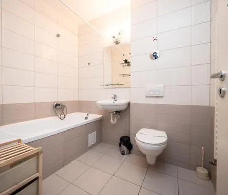 Ava Lounge Apartment *